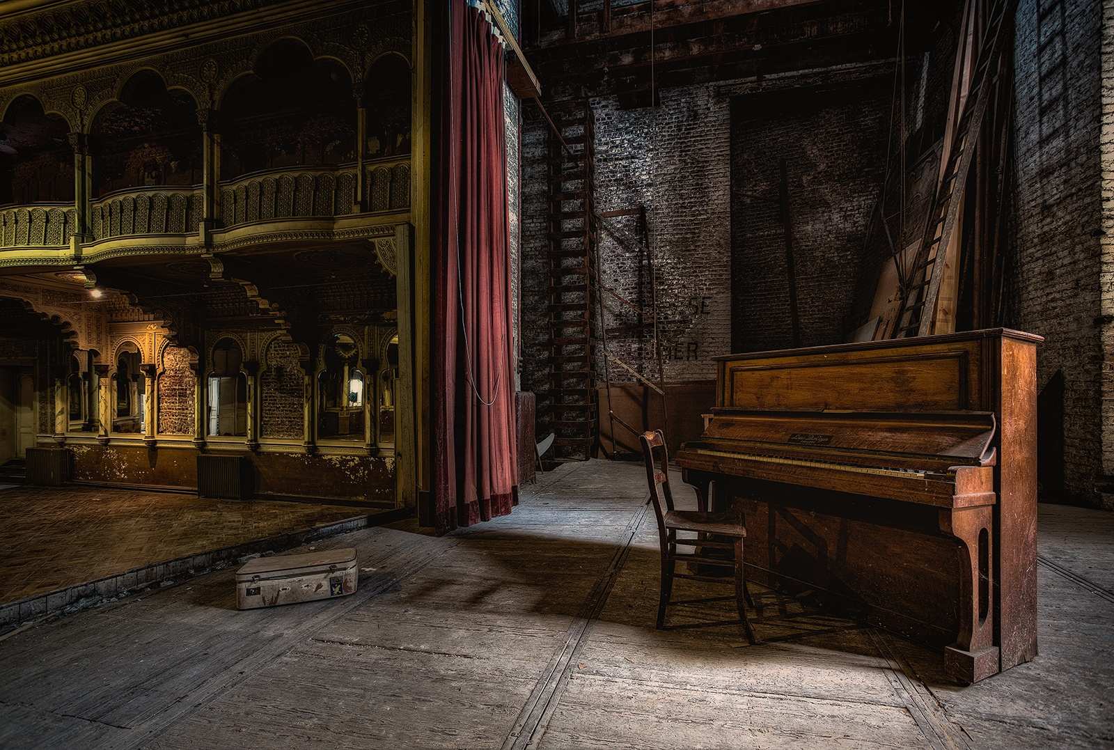 Póster - Piano en teatro