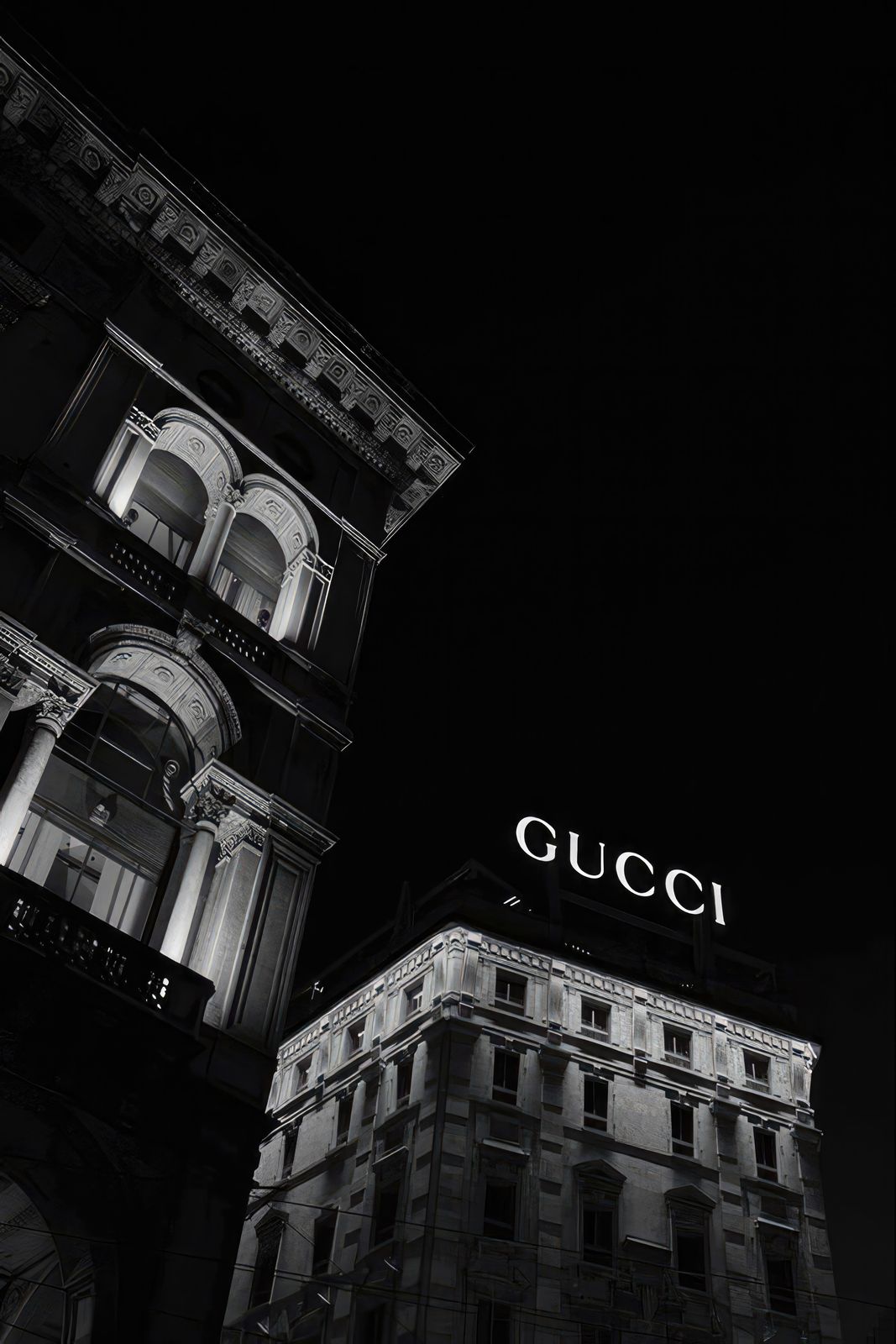 Póster - Arquitectura del Edificio Gucci